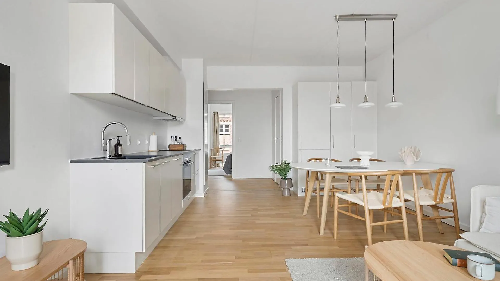 A Stylish Getaway In Modern Surroundings Daire Århus