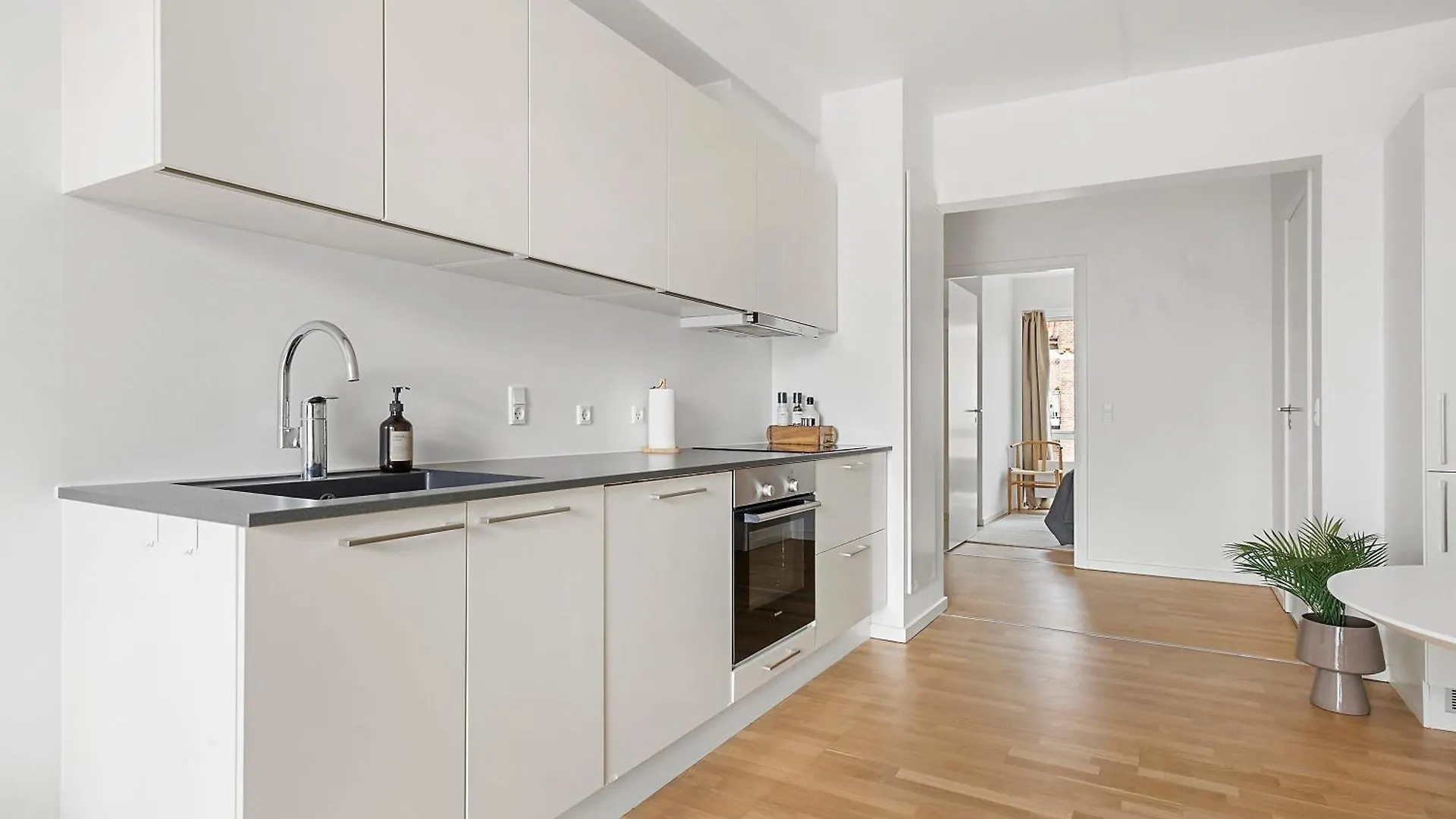 A Stylish Getaway In Modern Surroundings Daire Århus